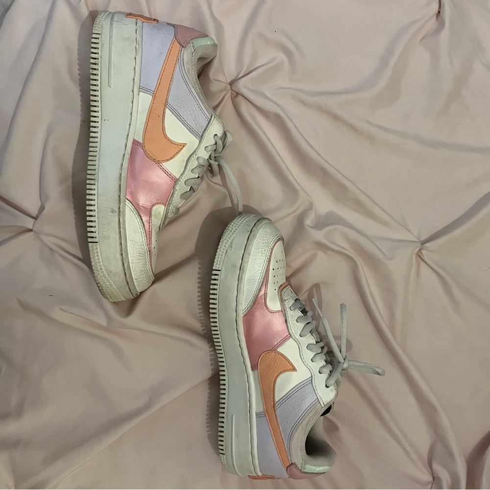 Multi colored air forces! Women’s size 7.